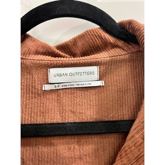 Urban Outfitters Women's Brown Corduroy Cropped Jacket Size S - Picture 2 of 4